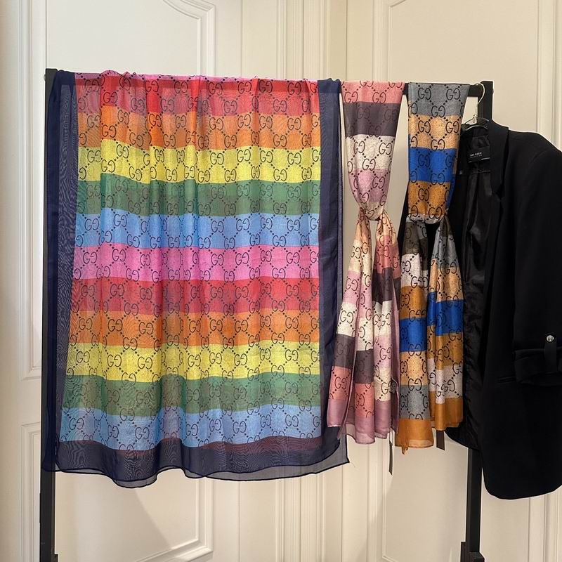 Gucci silk scarf 180-90cm E01
